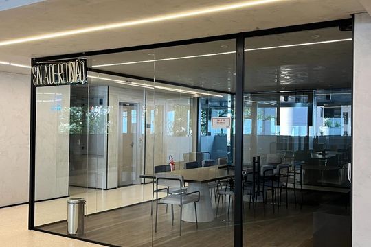 Área externa de apartamento para alugar com 1 quarto, 26m² em Moema, São Paulo