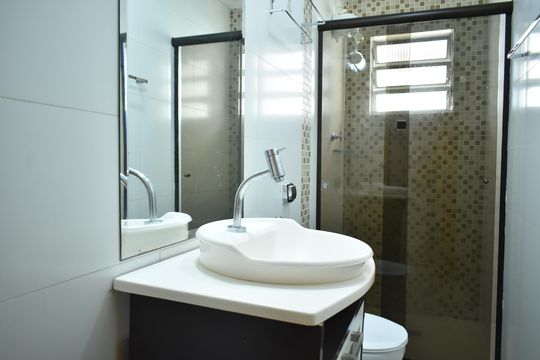 Banheiro de casa à venda com 2 quartos, 100m² em Vila da Saúde, São Paulo