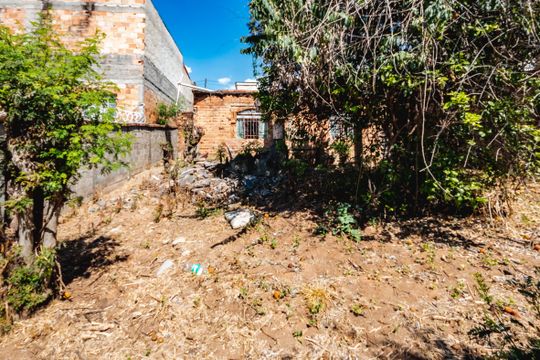 Casa à venda com 1 quarto, 80m² em Etelvina Carneiro, Belo Horizonte