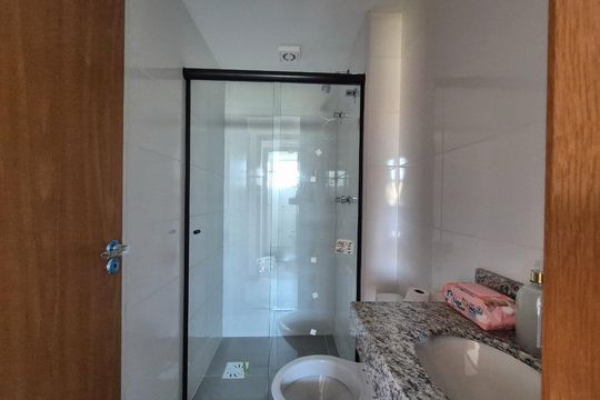 Banheiro 2 de apartamento à venda com 2 quartos, 44m² em Notre Dame, Campinas
