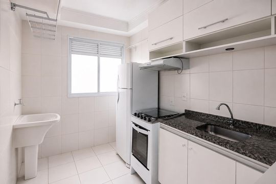 Cozinha de apartamento à venda com 2 quartos, 33m² em Santa Maria, Osasco