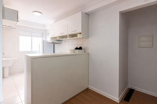 Sala de apartamento à venda com 2 quartos, 33m² em Santa Maria, Osasco
