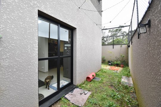Área externa de casa de condomínio à venda com 3 quartos, 110m² em Cachoeira, Curitiba
