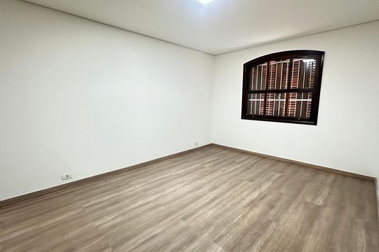 Casa à venda com 2 quartos, 250m² em Jardim das Flores, São Paulo