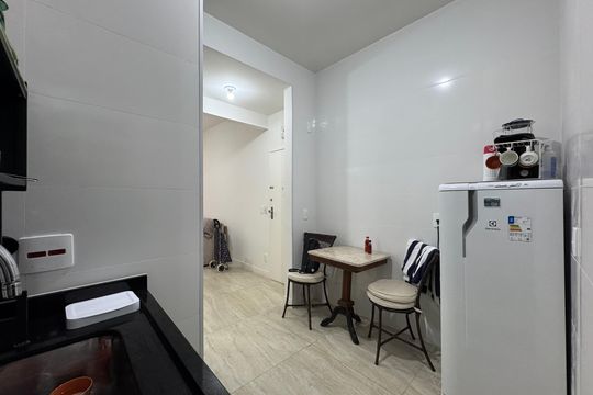 Cozinha de apartamento para alugar com 2 quartos, 70m² em Glória, Rio de Janeiro