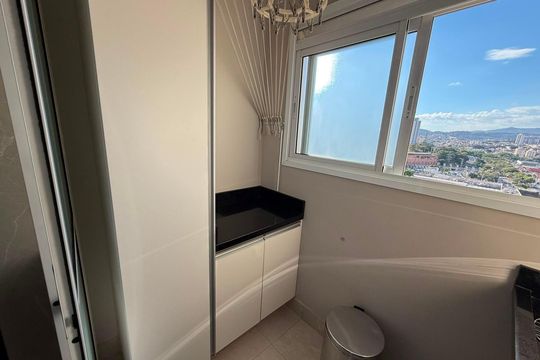 Área de serviço de apartamento para alugar com 2 quartos, 54m² em Piqueri, São Paulo