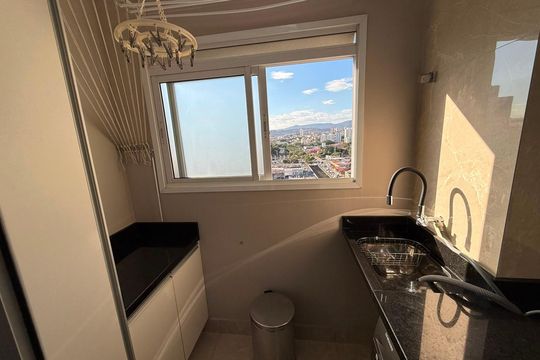 Área de serviço de apartamento para alugar com 2 quartos, 54m² em Piqueri, São Paulo