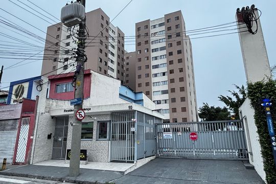 Fachada de apartamento à venda com 3 quartos, 69m² em Jardim Santo André, Santo André
