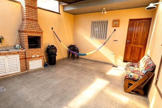 Área externa de casa à venda com 2 quartos, 60m² em Vila California, São Paulo