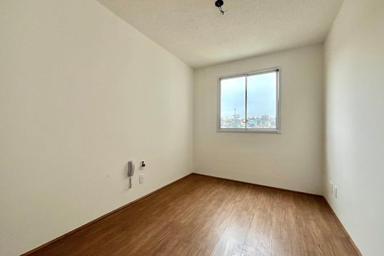 Suite de apartamento à venda com 1 quarto, 25m² em Jardim Itacolomi, São Paulo
