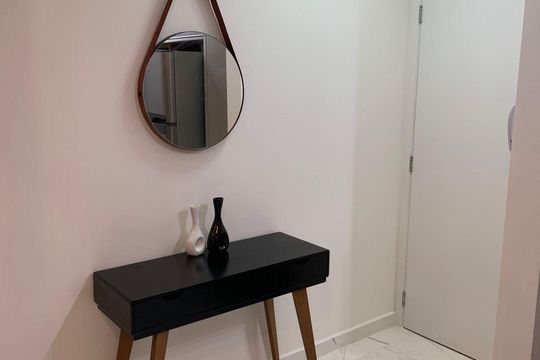 Sala de apartamento para alugar com 1 quarto, 55m² em Empresarial 18 do Forte, Barueri