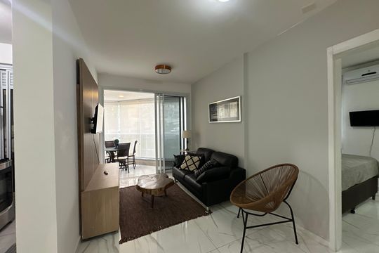 Apartamento para alugar com 1 quarto, 55m² em Empresarial 18 do Forte, Barueri
