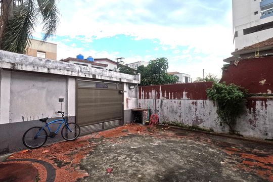 Garagem - Três Vagas de casa para alugar com 3 quartos, 210m² em Boqueirão, Santos