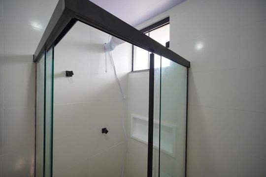 Banheiro de apartamento para alugar com 1 quarto, 22m² em Areias, São José