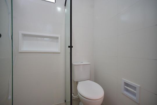 Banheiro de apartamento para alugar com 1 quarto, 22m² em Areias, São José