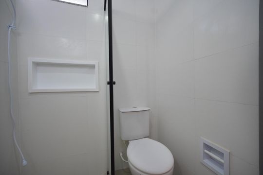 Banheiro de apartamento para alugar com 1 quarto, 22m² em Areias, São José