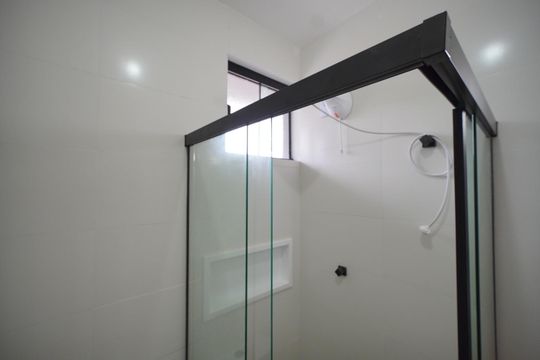 Banheiro de apartamento para alugar com 1 quarto, 22m² em Areias, São José