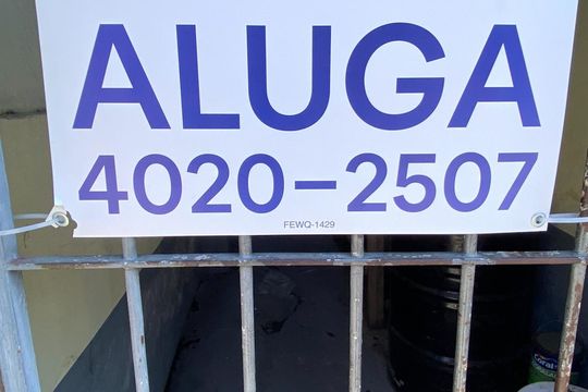 Placa  de casa para alugar com 1 quarto, 38m² em Parque Boturussu, São Paulo
