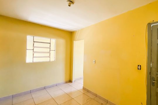 Casa para alugar com 1 quarto, 38m² em Parque Boturussu, São Paulo