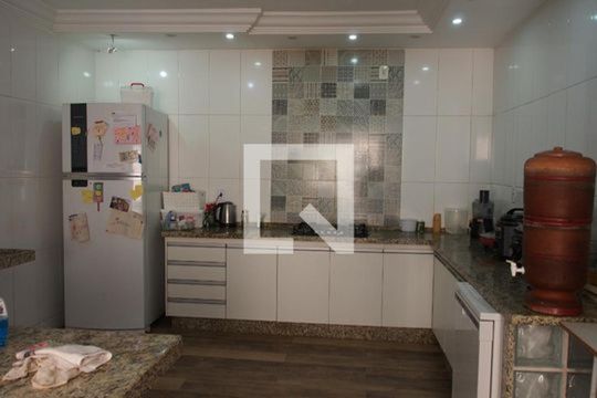 Cozinha de casa à venda com 3 quartos, 300m² em Vila Joana, Jundiaí