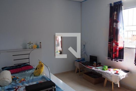 Quarto de casa à venda com 3 quartos, 300m² em Vila Joana, Jundiaí