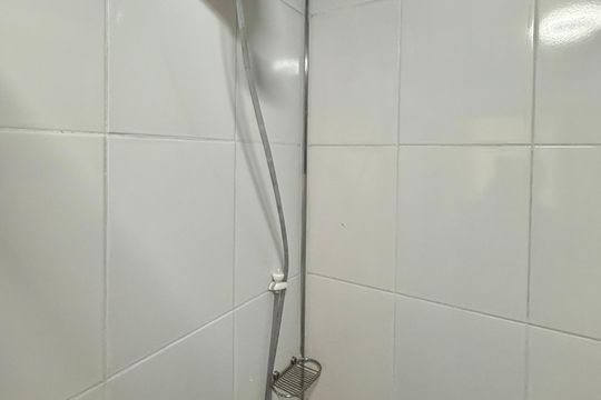 Banheiro  de apartamento para alugar com 1 quarto, 38m² em Santo Amaro, São Paulo