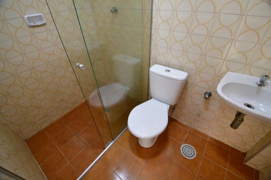Banheiro de apartamento para alugar com 1 quarto, 41m² em Centro, Campinas