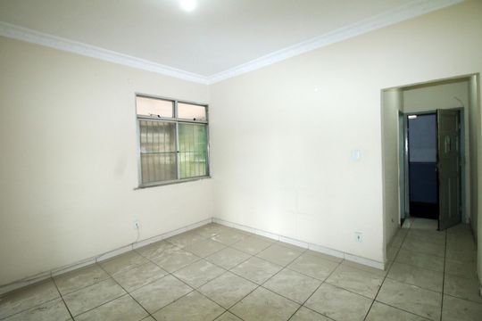 Sala de apartamento para alugar com 2 quartos, 63m² em Cordovil, Rio de Janeiro