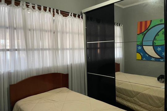 Quarto de casa para alugar com 4 quartos, 340m² em Centro, Gravataí