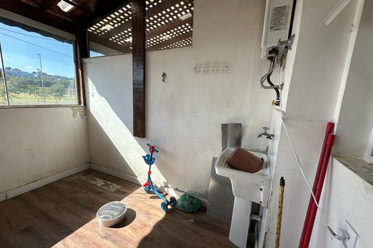 Área de Serviço de casa de condomínio à venda com 3 quartos, 110m² em Vila Sao Luiz (valparaizo), Barueri