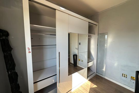 Quarto de casa de condomínio à venda com 3 quartos, 110m² em Vila Sao Luiz (valparaizo), Barueri