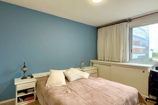 Suite de apartamento à venda com 3 quartos, 118m² em Pinheiros, São Paulo