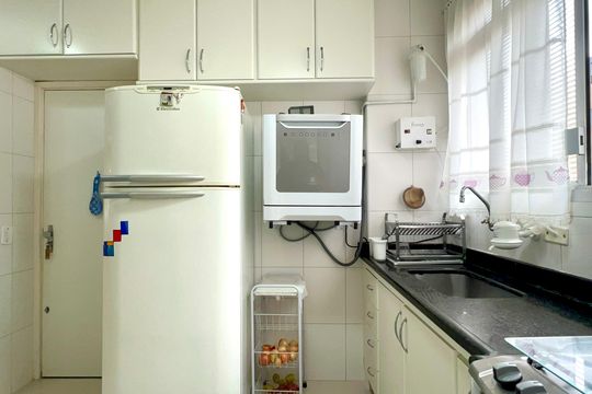 Cozinha de apartamento à venda com 3 quartos, 118m² em Pinheiros, São Paulo