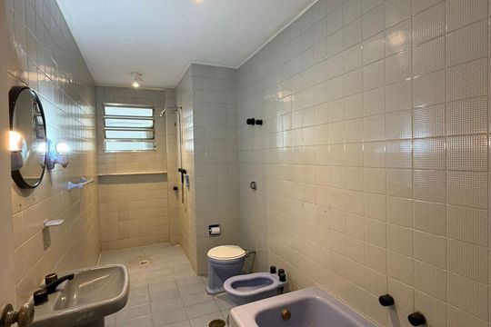 Banheiro de apartamento para alugar com 3 quartos, 109m² em Pinheiros, São Paulo