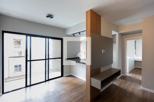 Apartamento para alugar com 1 quarto, 52m² em Bosque, Campinas