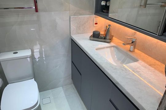Banheiro de apartamento à venda com 3 quartos, 87m² em Santo Amaro, São Paulo