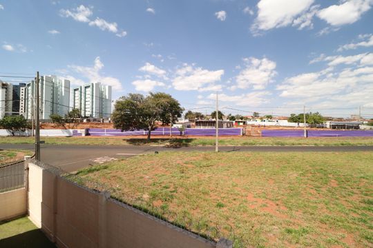 Vista do Quarto 1 de apartamento para alugar com 2 quartos, 50m² em Shopping Park, Uberlândia