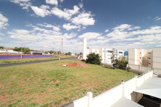 Vista do Quarto 1 de apartamento para alugar com 2 quartos, 50m² em Shopping Park, Uberlândia