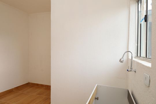 Cozinha de kitnet/studio para alugar com 1 quarto, 16m² em Jardim Camargo Novo, São Paulo