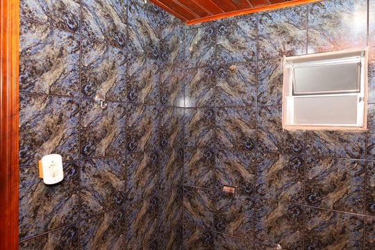 Banheiro de kitnet/studio para alugar com 1 quarto, 20m² em Jardim Camargo Novo, São Paulo
