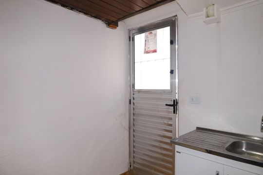 Cozinha de kitnet/studio para alugar com 1 quarto, 20m² em Jardim Camargo Novo, São Paulo