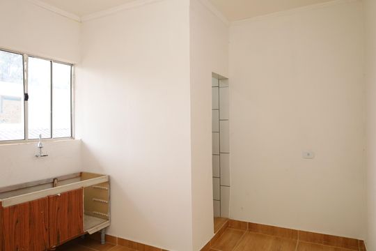 Quarto de kitnet/studio para alugar com 1 quarto, 16m² em Jardim Camargo Novo, São Paulo