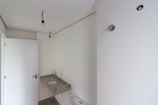 Suíte de apartamento à venda com 2 quartos, 71m² em Pinheiros, São Paulo