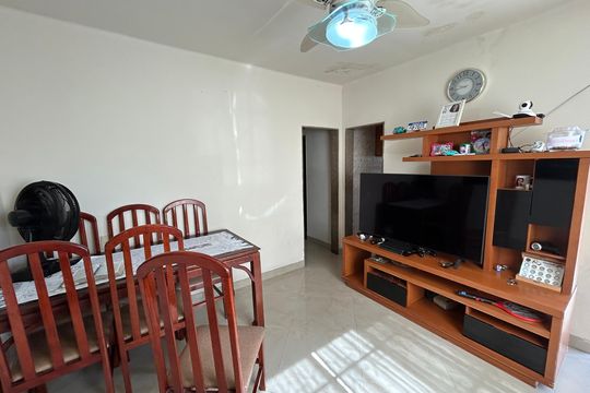 Sala de casa à venda com 2 quartos, 58m² em Inhaúma, Rio de Janeiro