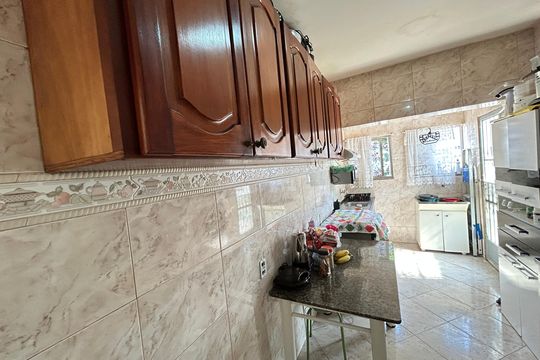Cozinha de casa à venda com 2 quartos, 58m² em Inhaúma, Rio de Janeiro