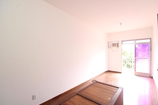 Sala de apartamento para alugar com 3 quartos, 113m² em Freguesia (jacarepaguá), Rio de Janeiro