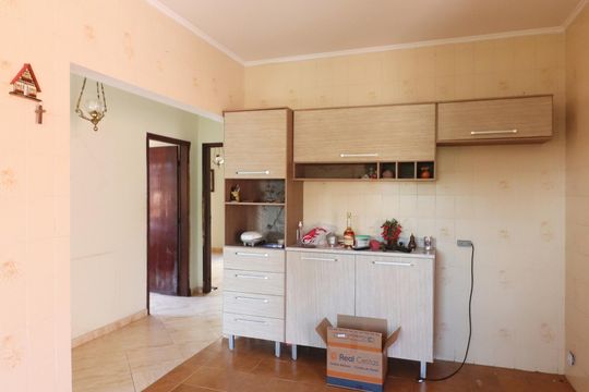 Cozinha  de casa à venda com 3 quartos, 180m² em Jardim Lauro Gomes, São Bernardo do Campo