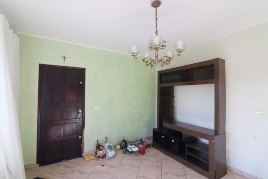 Sala  de casa à venda com 3 quartos, 180m² em Jardim Lauro Gomes, São Bernardo do Campo
