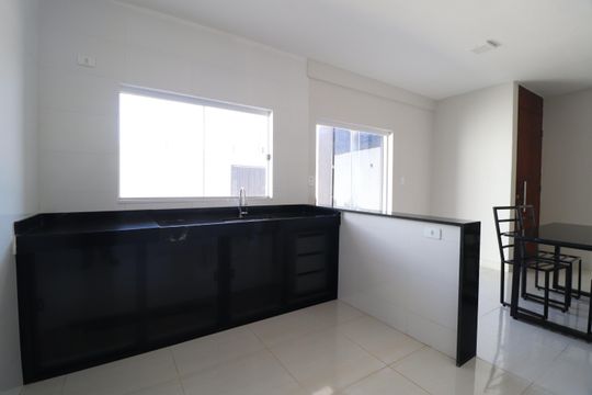 Cozinha de apartamento para alugar com 2 quartos, 80m² em Jardim Ipanema, Uberlândia