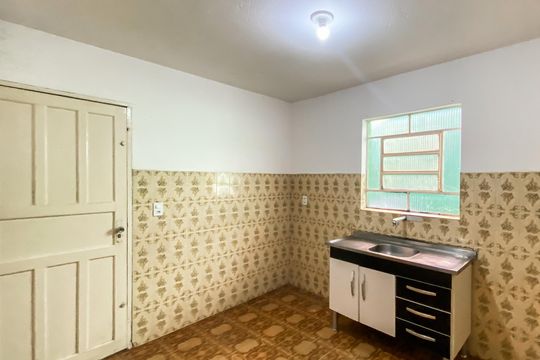 Cozinha de casa para alugar com 1 quarto, 47m² em Parque Boturussu, São Paulo